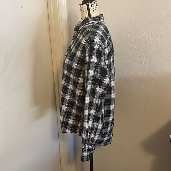 Eddie Bauer Blue Plaid Print Button Closure Flannel Shirt Casual Work Grunge - Picture 2 of 8